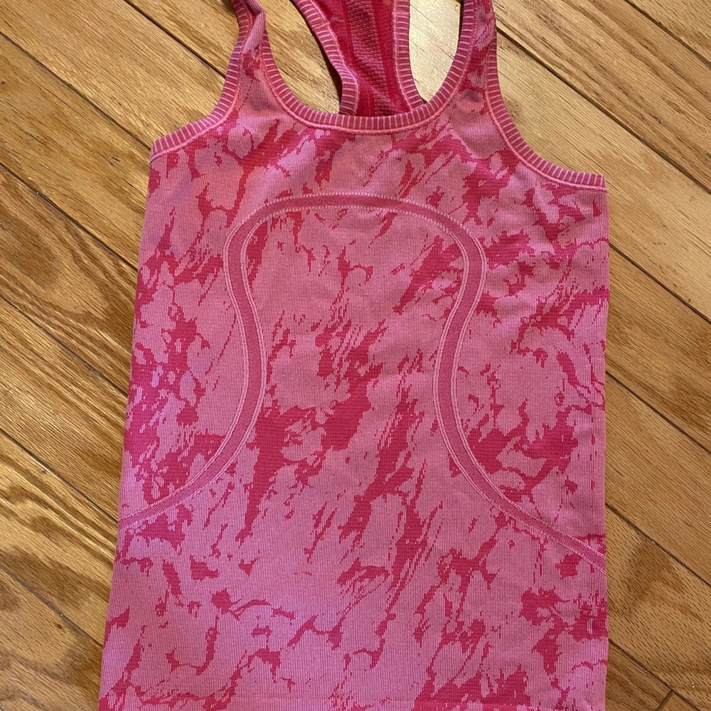 Lululemon Racerback Tank size 4 - Picture 5 of 10